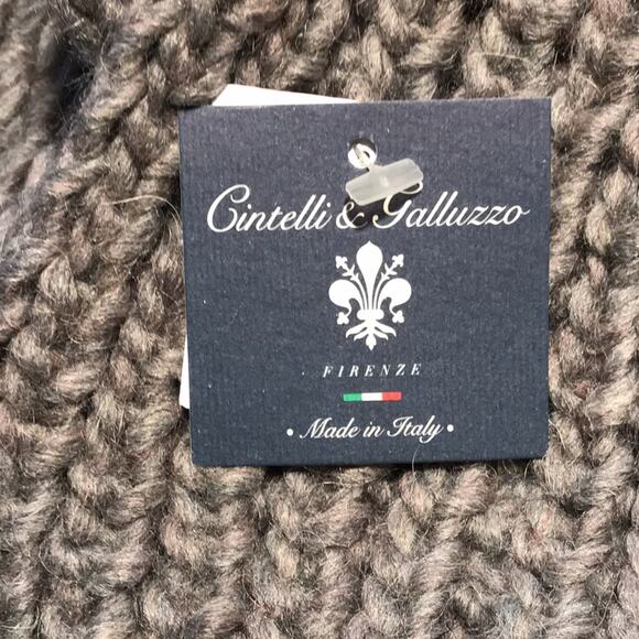 NWT. Made in Italy. Cintelli & Galluzzo Gray Scarf. OS - Picture 1 of 5